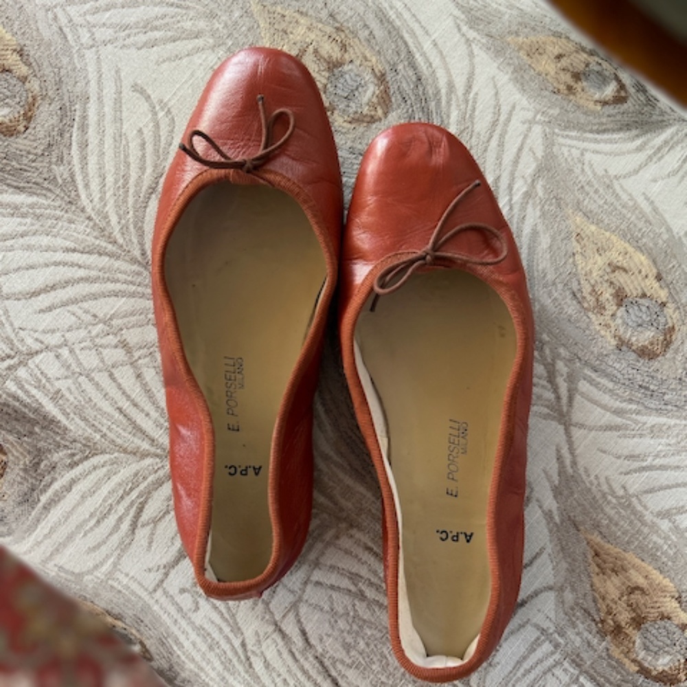 A.P.C. E. Porselli Ballet flats